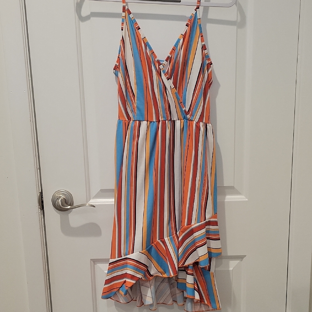 Bold & Breezy: Striped Ruffle Wrap Sundress – Perfect for Summer! - Picture 4 of 7